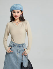 Women's Early Autumn V-neck Long-sleeved Knitted Base All-matching Top